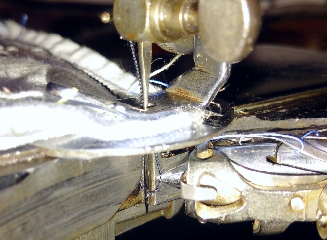 The secret of Singer needles – Vintage Sewing Machines